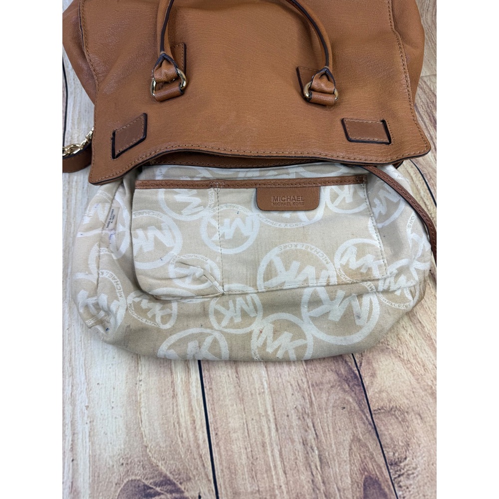 Michael Kors Hamilton Tan Leather Tote Bag and Matching Wallet Set Gold Hardware - Picture 7 of 16
